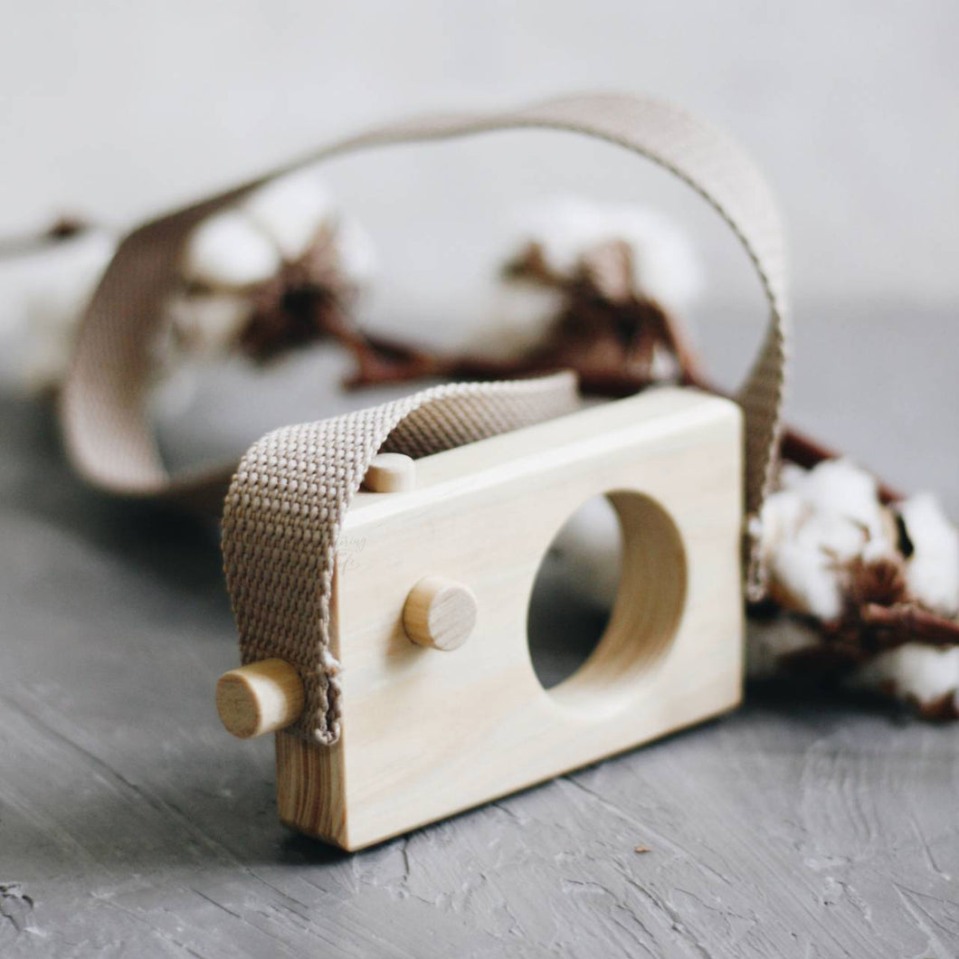 Wooden Handy Camera